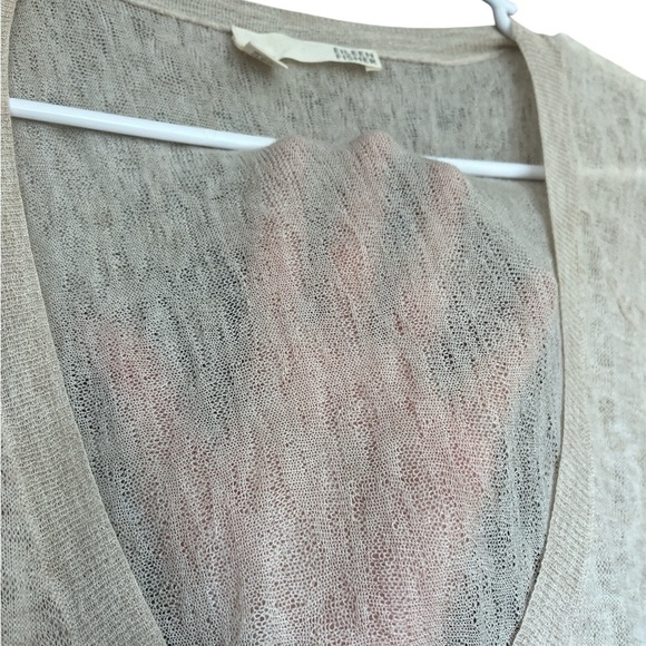Eileen Fisher Ultrafine Web Wool Camel Blend Top V Neck Lagenlook Size Small - Picture 7 of 10